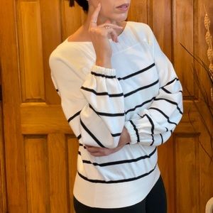 Lucky Brand Striped Sweater 🖤🤍